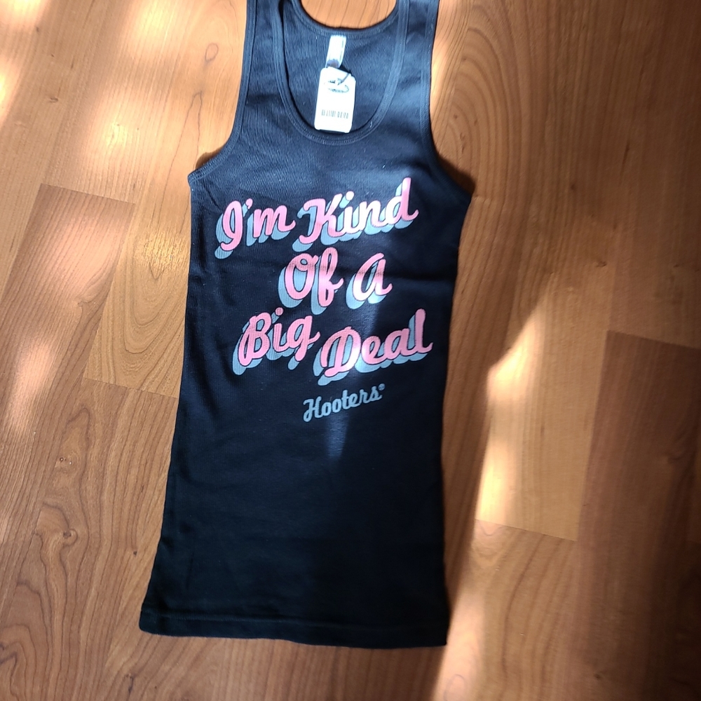 NWT Hooters black ribbed tank top - Picture 14 of 15
